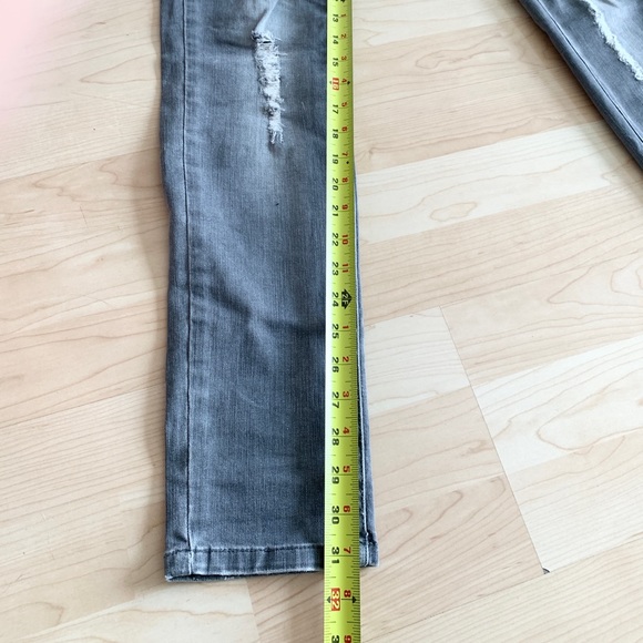 Zara MMXII TRF Premium Wash Slim Fit Distressed Light Grey Denim Jeans - Picture 10 of 10